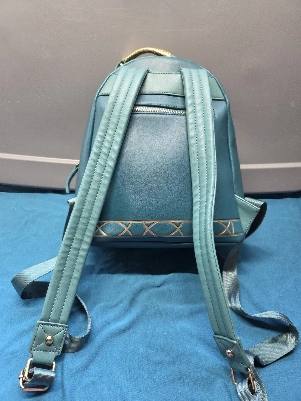 Our Universe Disney Pixar Brave DunBroch Family Tapestry Mini Backpack & Wallet
